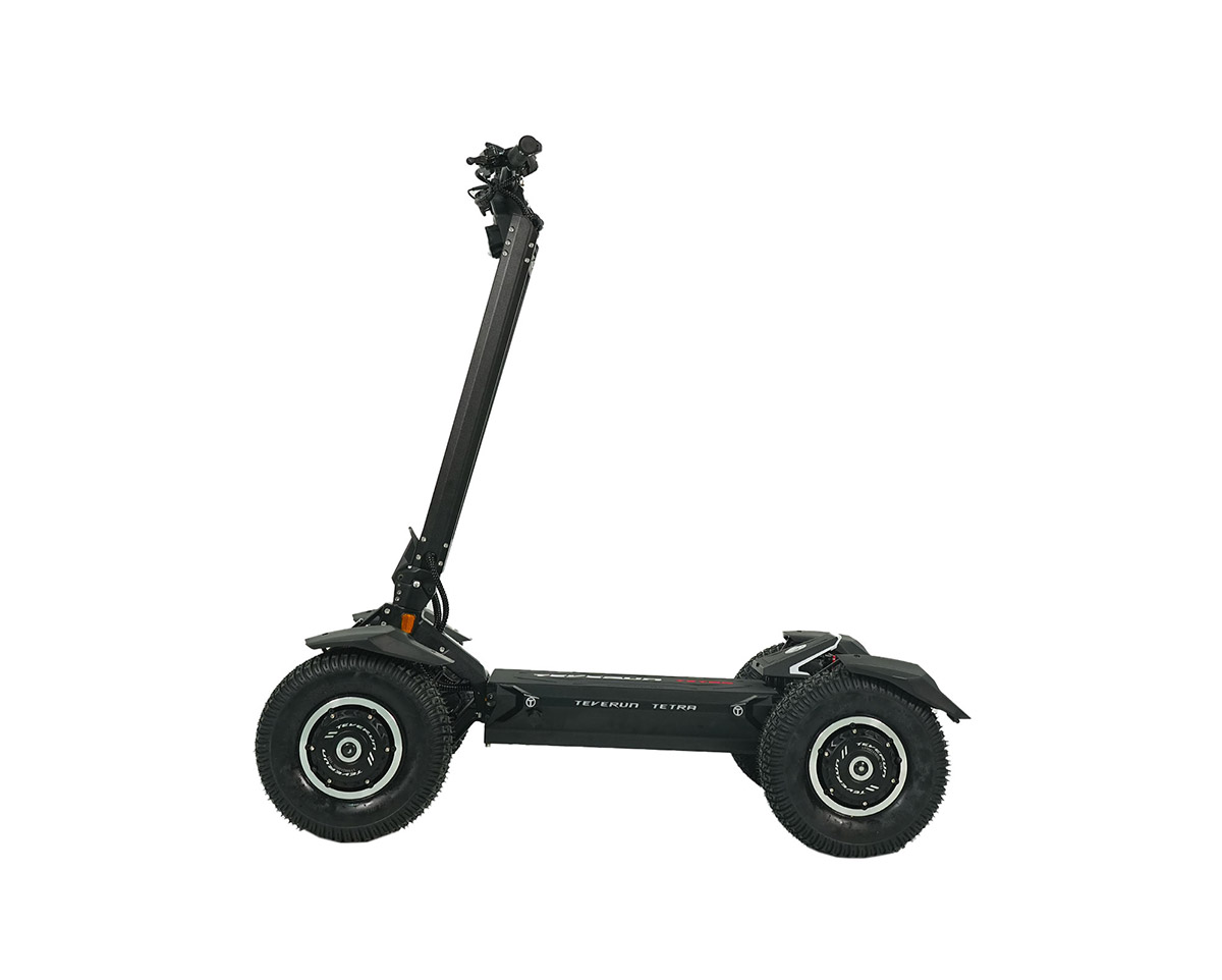 Trottinette électrique TETRA 4 MOTEURS Noir